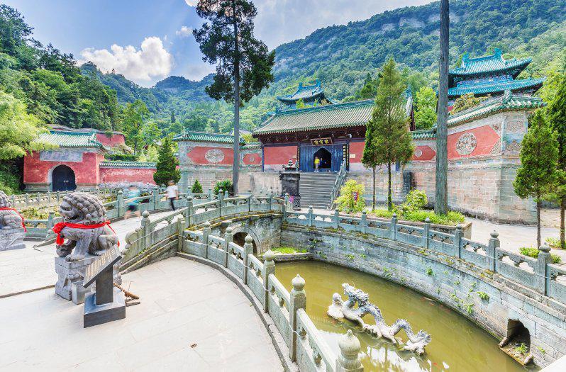Wudangshan Tianle Hotel Shiyan  Екстериор снимка