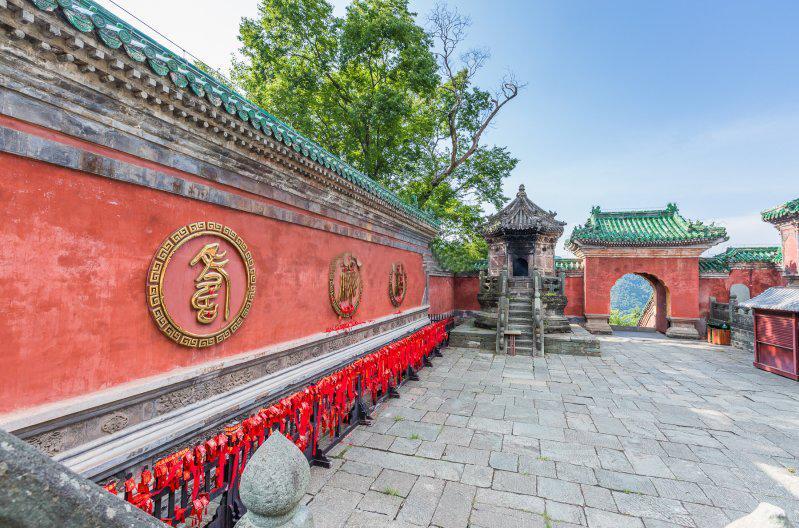Wudangshan Tianle Hotel Shiyan  Екстериор снимка