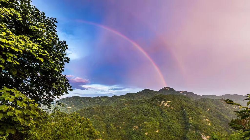 Wudangshan Tianle Hotel Shiyan  Екстериор снимка